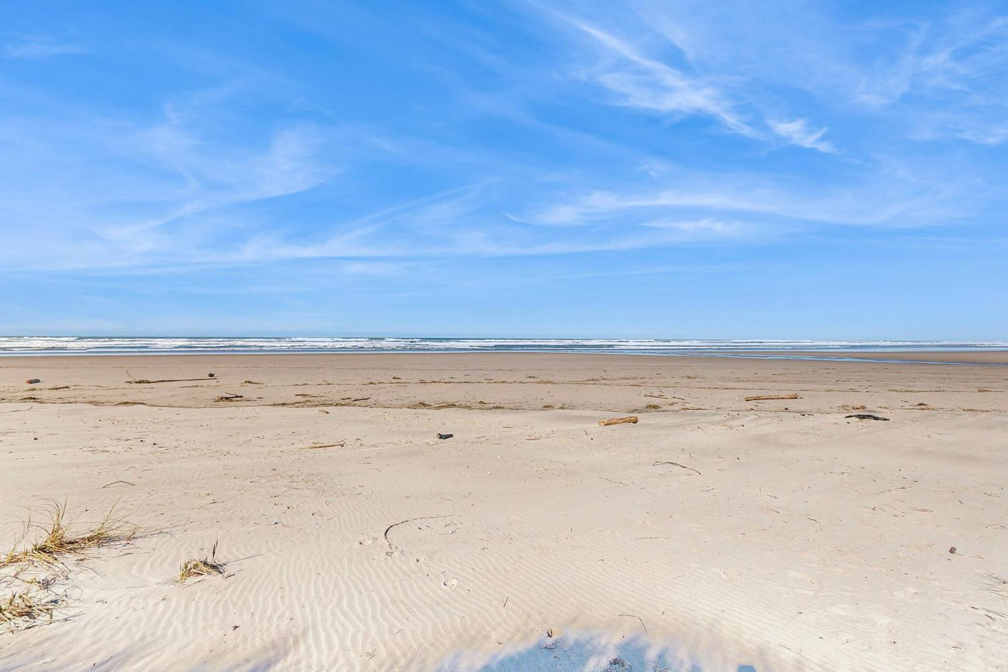 Getaway Oceanfront Lodging Rockaway Beach Room photo